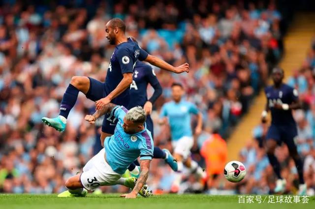 韦斯-布朗：利马回归就像是一笔新援，健康的他是曼联的基石