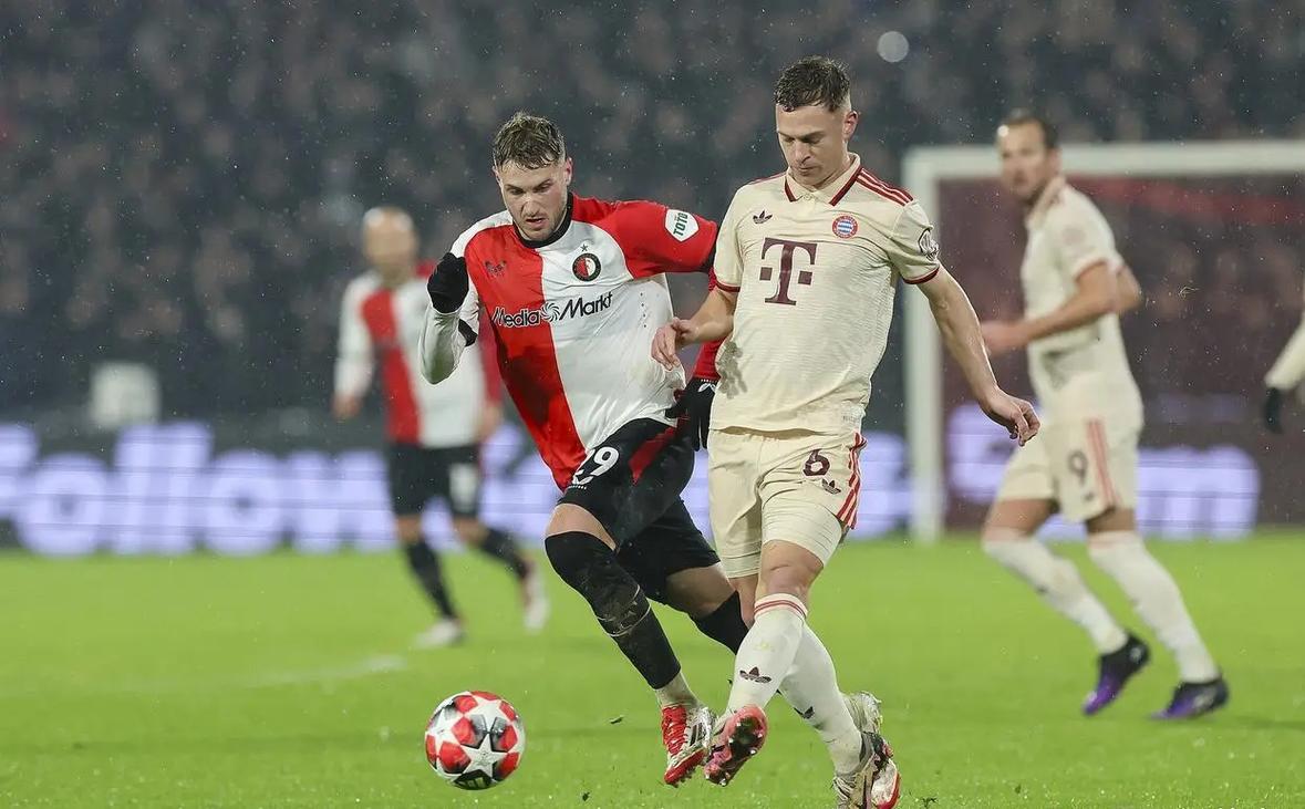 记者：拜仁无意支付于帕要求的2000万欧签字费，皇马等队愿意支付