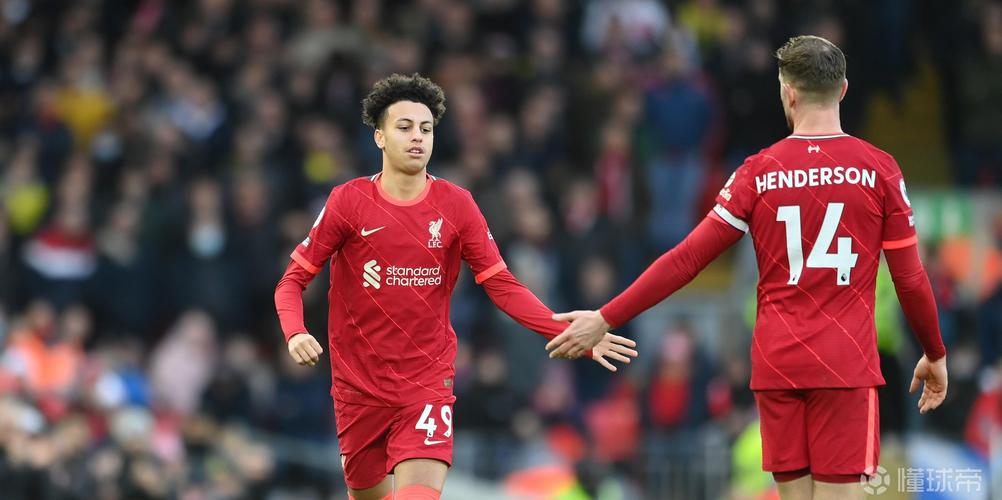 卢:拥有如此多球员选择很棒 需要15-20场来理顺轮换和化学反应