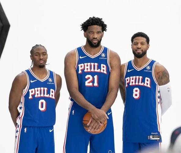 详细阅读:比尔-西蒙斯:埃奇库姆和马克西是76人未来 前者像05年的韦德 比尔-西蒙斯:埃奇库姆和马克西是76人未来 前者像05年的韦德