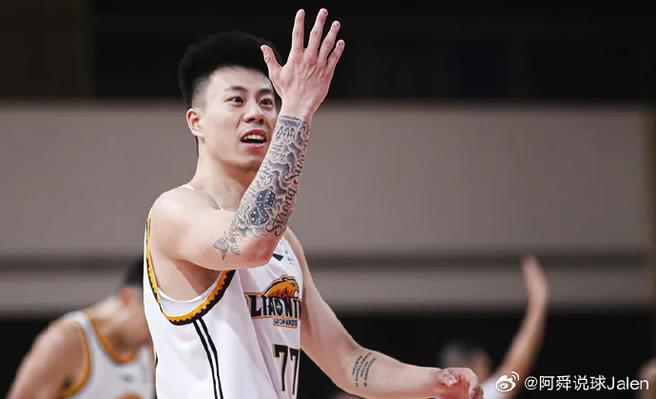 我也来啦！弗格加盟上海 新赛季和老队友张镇麟继续并肩作战